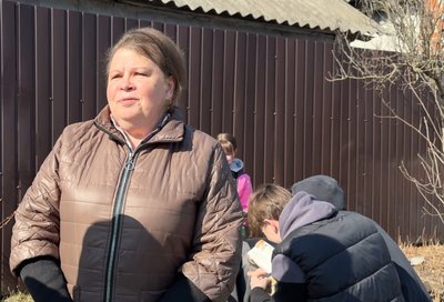 "Життя триває, що ти зробиш". Як живуть мешканці В. Чернеччини на Сумщині під постійними ударами "Життя триває, що ти зробиш". Як живуть мешканці В. Чернеччини на Сумщині під постійними ударами