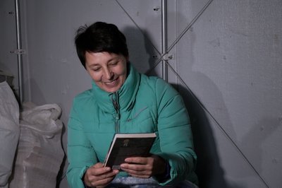 Працівниця будинку культури в Старому Салтові Любов Богдан Працівниця будинку культури в Старому Салтові Любов Богдан