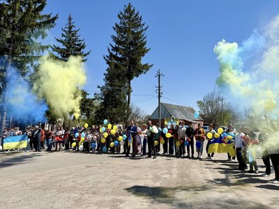 На Вінниччині зустріли звільненого з полону Едуарда Арсенчука На Вінниччині зустріли звільненого з полону Едуарда Арсенчука
