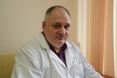 "Червоні очі, з рота піна". У Кривому Розі скажений кіт напав на щонайменше п’ятьох людей: як діяти, щоб не заразитися "Червоні очі, з рота піна". У Кривому Розі скажений кіт напав на щонайменше п’ятьох людей: як діяти, щоб не заразитися