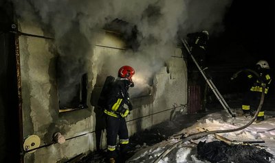 Рятувальники ДСНС гасили пожежу у будівлі