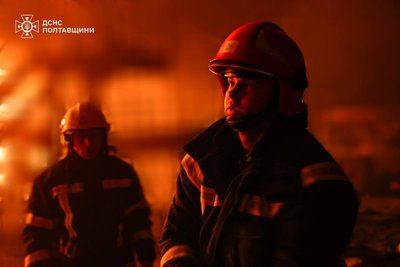 На Полтавщині під час ліквідації наслідків атаки загинули двоє рятувальників На Полтавщині під час ліквідації наслідків атаки загинули двоє рятувальників