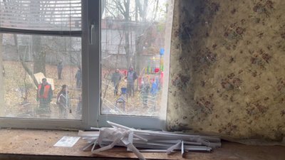 Що відбувається на місці влучань у Дніпрі станом на ранок та що про атаку розказали містяни Що відбувається на місці влучань у Дніпрі станом на ранок та що про атаку розказали містяни