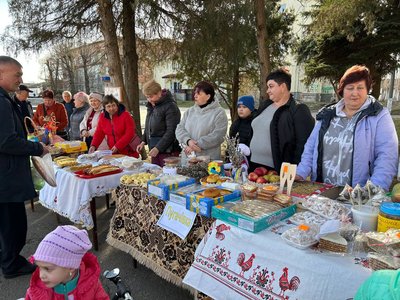 На потреби захисникам з Жашківщини: на Черкащині влаштували доброчинний ярмарок На потреби захисникам з Жашківщини: на Черкащині влаштували доброчинний ярмарок