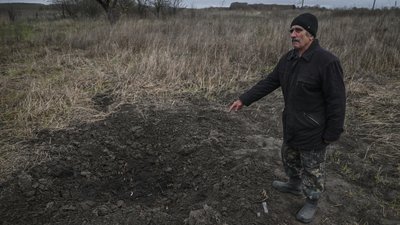 Через обстріли виїхали пів села: як живуть люди на Чернігівщині за 15 кілометрів від кордону з РФ Через обстріли виїхали пів села: як живуть люди на Чернігівщині за 15 кілометрів від кордону з РФ
