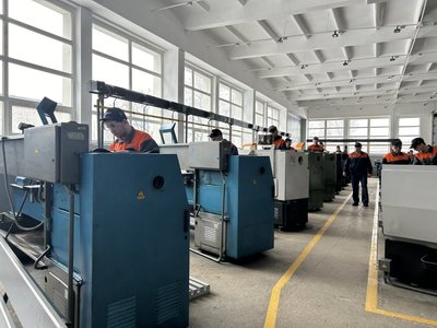 У Кременчуці відкрили новий навчально-практичний центр у професійному училищі У Кременчуці відкрили новий навчально-практичний центр у професійному училищі