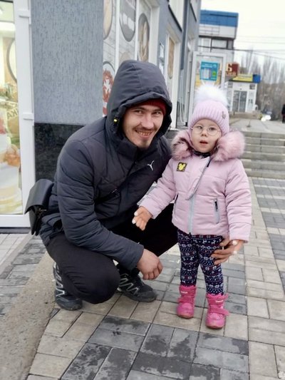 Дмитро Пироженко з донькою Дмитро Пироженко з донькою