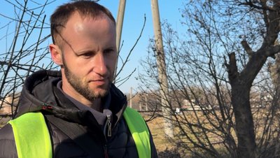 "Обережно, вибоїни!": у Луцьку водії скаржаться на стан доріг. Де стартував аварійний ремонт "Обережно, вибоїни!": у Луцьку водії скаржаться на стан доріг. Де стартував аварійний ремонт
