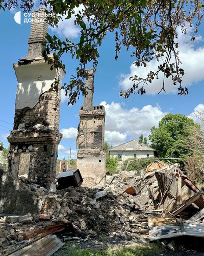 Скільки людей та яка ситуація в Білозерському: фотодобірка із прифронтового міста Скільки людей та яка ситуація в Білозерському: фотодобірка із прифронтового міста