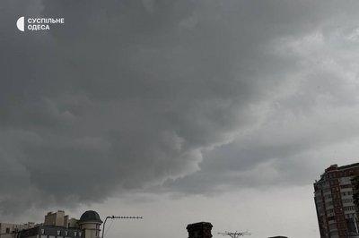 Грозове небо над Одесою: оголосили штормове попередження Грозове небо над Одесою: оголосили штормове попередження