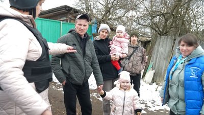 "Ледве пережили цю ніч, страшна була": як триває евакуація цивільних у Краснопіллі "Ледве пережили цю ніч, страшна була": як триває евакуація цивільних у Краснопіллі