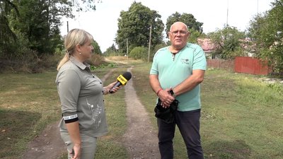 Як живуть 15 мешканців віддаленого села Лісове на Житомирщині без магазину і медпункту Як живуть 15 мешканців віддаленого села Лісове на Житомирщині без магазину і медпункту
