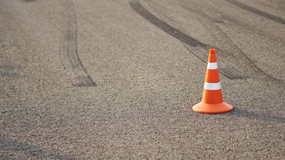Гальмівний шлях на дорозі Гальмівний шлях на дорозі
