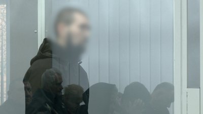 "Сказав, що забере гроші, а, якщо не віддадуть, уб’є": у Чернігові продовжили допит обвинувачених у розстрілі сім’ї "Сказав, що забере гроші, а, якщо не віддадуть, уб’є": у Чернігові продовжили допит обвинувачених у розстрілі сім’ї