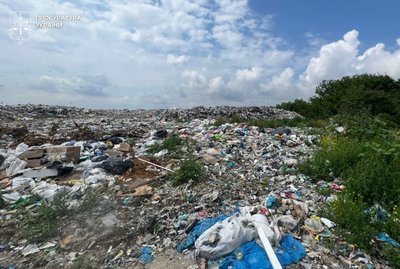 Забруднена земля Забруднена земля
