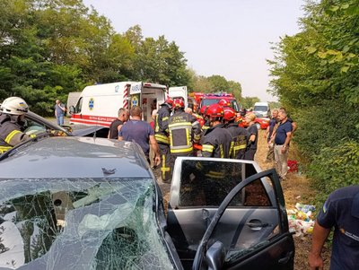 ДТП на автодорозі М-21: зіштовхнулися три автомобілі біля села Кодня на Житомирщині ДТП на автодорозі М-21: зіштовхнулися три автомобілі біля села Кодня на Житомирщині