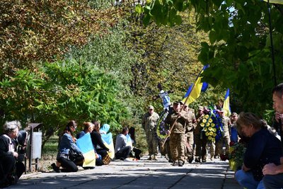 У чотирьох громадах Кіровоградської області попрощалися з полеглими бійцями У чотирьох громадах Кіровоградської області попрощалися з полеглими бійцями