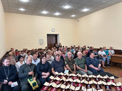 Віддали життя за Батьківщину: на Черкащині посмертно нагородили військових Віддали життя за Батьківщину: на Черкащині посмертно нагородили військових