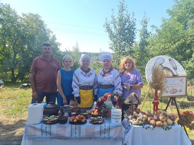 На Житомирщині пройшов музейний борщ-батл з участю 12 громад На Житомирщині пройшов музейний борщ-батл з участю 12 громад