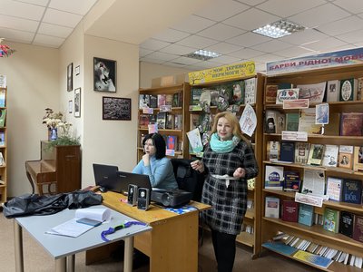 "Я дуже хочу, щоб місто знову процвітало". Мисткиня відновила традицію Різдвяного Вертепу у Херсоні