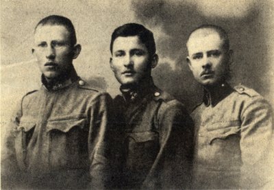 "Захисники-добровольці з минулого". Як вояки Буковинського куреня боролися за українську державу століття тому "Захисники-добровольці з минулого". Як вояки Буковинського куреня боролися за українську державу століття тому