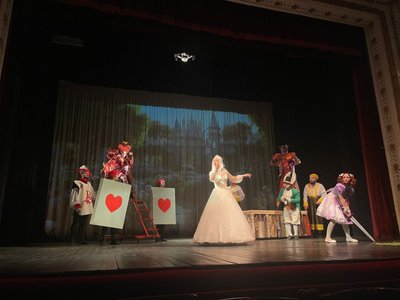 Підготовка прем’єри казки, "Аліса в Дивокраї", Тернопільський драмтеатр Підготовка прем’єри казки, "Аліса в Дивокраї", Тернопільський драмтеатр