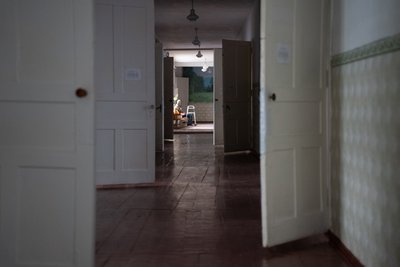“Це дорослі діти, які хочуть уваги”: як Атинський чоловічий психоневрологічний інтернат облаштовується на Роменщині “Це дорослі діти, які хочуть уваги”: як Атинський чоловічий психоневрологічний інтернат облаштовується на Роменщині
