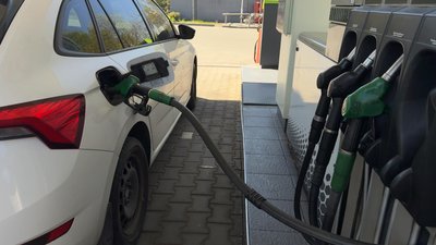 Ціни на пальне на Хмельниччині можуть знову зрости: причини та прогнози експертів Ціни на пальне на Хмельниччині можуть знову зрости: причини та прогнози експертів