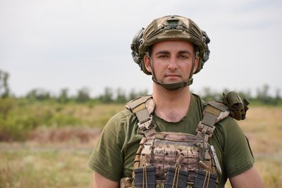 "Чітко тримаємо". Штурмова бригада "Чорний лебідь" про оборону Часового Яру на Донеччині "Чітко тримаємо". Штурмова бригада "Чорний лебідь" про оборону Часового Яру на Донеччині