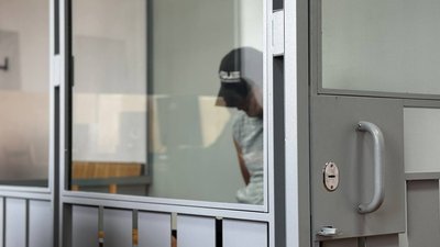 35-річний підозрюваний у справі про викрадання та підпал чоловіка на Миколаївщині під час засідання суду 35-річний підозрюваний у справі про викрадання та підпал чоловіка на Миколаївщині під час засідання суду