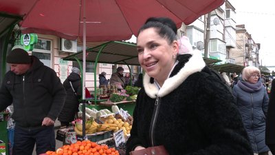 "Головний символ всіх свят, які пов'язані із зимою": скільки коштують мандарини на ринку Рівного "Головний символ всіх свят, які пов'язані із зимою": скільки коштують мандарини на ринку Рівного