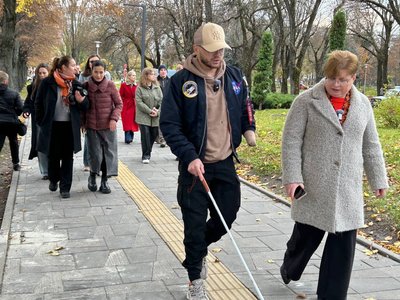 Ветеран війни із Вінниці тестував Житомир на доступність та безбар'єрність Ветеран війни із Вінниці тестував Житомир на доступність та безбар'єрність