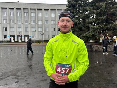 Під дощем, але з настроєм: у Бердичеві провели масовий забіг