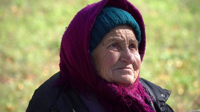 "Живемо у темряві, питної води немає, над головою — дрони". У частині прифронтового села Веселе залишилося вісім людей "Живемо у темряві, питної води немає, над головою — дрони". У частині прифронтового села Веселе залишилося вісім людей