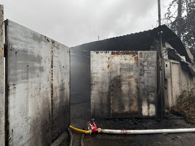 “Вибух. Повз мене вікно полетіло”. Через атаки КАБами у Сумах поранені семеро людей. Що розповідають очевидці “Вибух. Повз мене вікно полетіло”. Через атаки КАБами у Сумах поранені семеро людей. Що розповідають очевидці