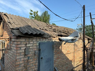 Зайнялися пожежі, пошкоджені транспортне підприємство й газогін, працювала ППО: РФ атакувала дронами Дніпропетровщину Зайнялися пожежі, пошкоджені транспортне підприємство й газогін, працювала ППО: РФ атакувала дронами Дніпропетровщину