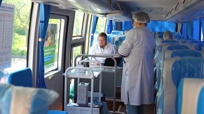Щепили понад півтори тисячі людей: на Кіровоградщині до тижня імунізації влаштували виїзну вакцинацію Щепили понад півтори тисячі людей: на Кіровоградщині до тижня імунізації влаштували виїзну вакцинацію