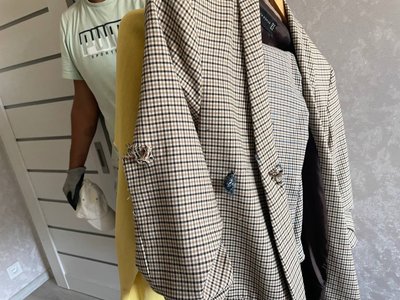 “Спалах, вогонь, удар, вікна полетіли”: жителі Новоселиці розповіли про ракетний удар по селу “Спалах, вогонь, удар, вікна полетіли”: жителі Новоселиці розповіли про ракетний удар по селу