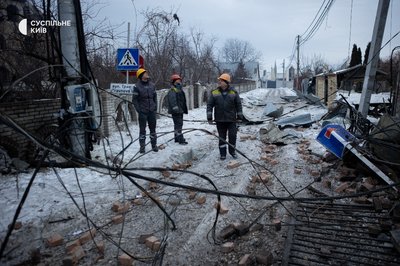 "Зарево, вогонь, дуже кричали люди": жителі Софіївської Борщагівки, що у передмісті Києва, про атаку РФ "Зарево, вогонь, дуже кричали люди": жителі Софіївської Борщагівки, що у передмісті Києва, про атаку РФ