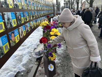 На Черкащині до четвертої річниці повномасштабної війни провели молебень На Черкащині до четвертої річниці повномасштабної війни провели молебень