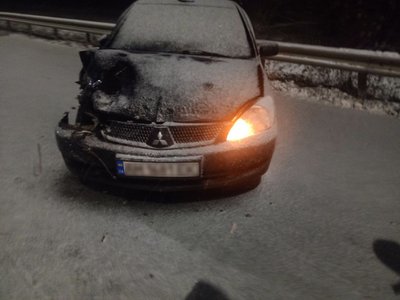 На трасі Київ-Чоп на Житомирщині вантажний бус в'їхав в пасажирський автобус На трасі Київ-Чоп на Житомирщині вантажний бус в'їхав в пасажирський автобус