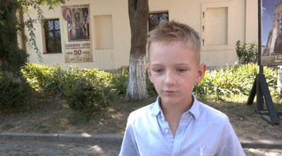 У Луцьку понад пів тисячі першокласників отримали наплічники зі шкільним приладдям У Луцьку понад пів тисячі першокласників отримали наплічники зі шкільним приладдям