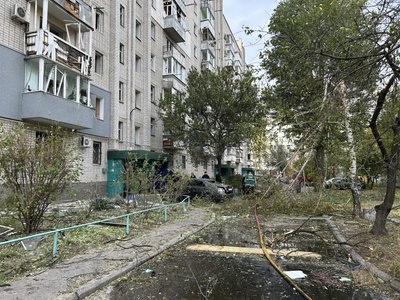 «Думала, що все, кінець!»: що розповіли очевидці атаки на Кременчук, куди РФ випустила «Бандеролі» «Думала, що все, кінець!»: що розповіли очевидці атаки на Кременчук, куди РФ випустила «Бандеролі»