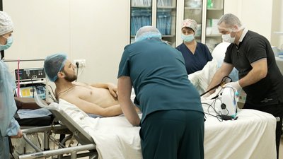 Медик з Вінниччини після фронту повернувся до роботи у військовому шпиталі Медик з Вінниччини після фронту повернувся до роботи у військовому шпиталі