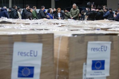 ЄС передав до Києва другу партію генераторів ЄС передав до Києва другу партію генераторів