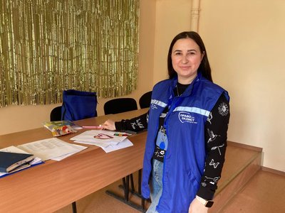 Фахівчиня з соціальних питань благодійного фонду "Право на захист" Анна Петеріс Фахівчиня з соціальних питань благодійного фонду "Право на захист" Анна Петеріс