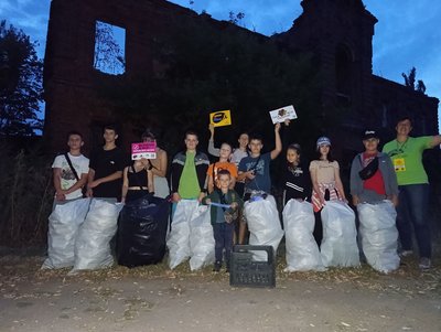 У Полтаві місцеві провели толоку до Всесвітнього дня прибирання У Полтаві місцеві провели толоку до Всесвітнього дня прибирання