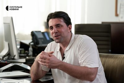 Голова правління НЕК "Укренерго" Володимир Кудрицький під час інтервʼю Суспільному, Київ, липень 2024 року Голова правління НЕК "Укренерго" Володимир Кудрицький під час інтервʼю Суспільному, Київ, липень 2024 року