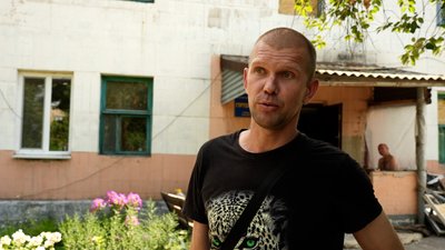 Мирноград прифронтове місто фронт обстріли армія РФ життя люди переселенець з Волновахи Іван Донецька область 1 серпня 2024 рік Мирноград прифронтове місто фронт обстріли армія РФ життя люди переселенець з Волновахи Іван Донецька область 1 серпня 2024 рік