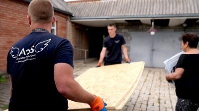 "Сусід кричав з-під завалів". Наслідки нічного обстрілу Слов`янська: що розповідають містяни "Сусід кричав з-під завалів". Наслідки нічного обстрілу Слов`янська: що розповідають містяни